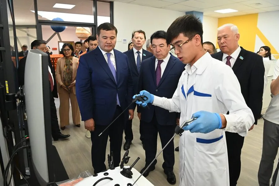 В Кызылорде открылась творческо-инновационная Академия для детей и юношества 4 496297300 988737846780793 315414