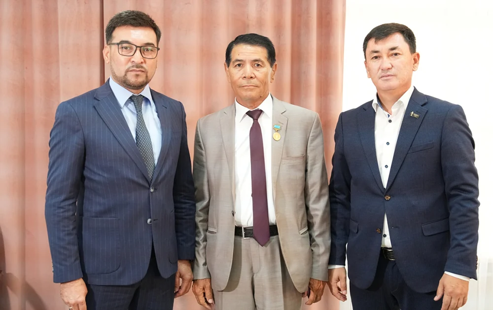 Пополнились ряды Союза журналистов 3 nnn01867