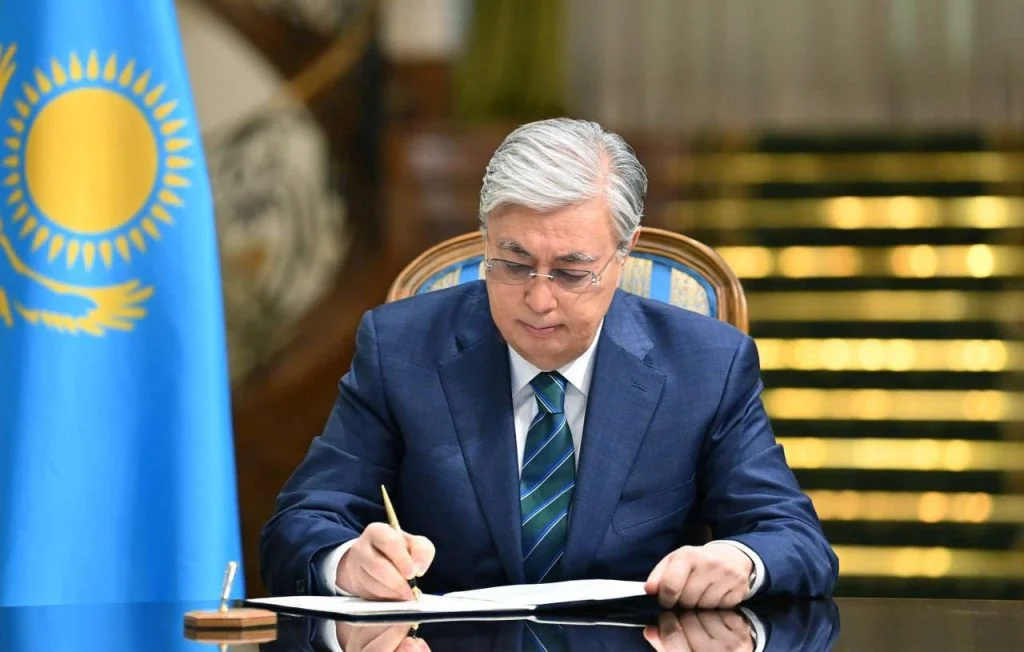tokaev podpis