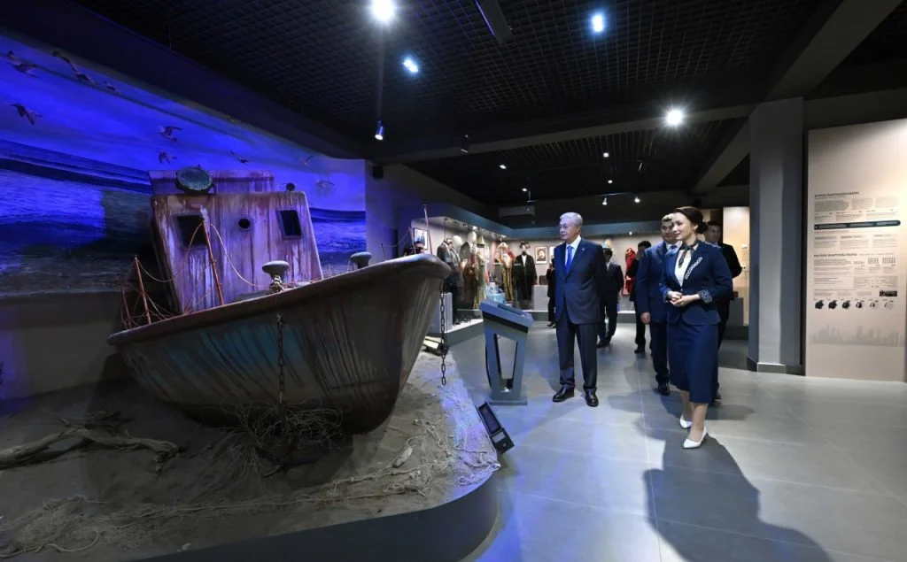 Глава государства посетил историко-краеведческий музей Кызылординской области 3 1000103788