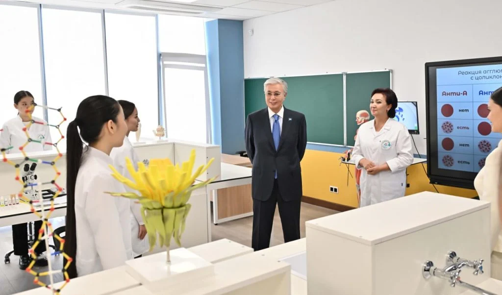 Глава государства ознакомился с деятельностью творческо-инновационной академии «Сыр жұлдыздары» 4 a46e8d3e 607c 4245 83da 883be2c9b559