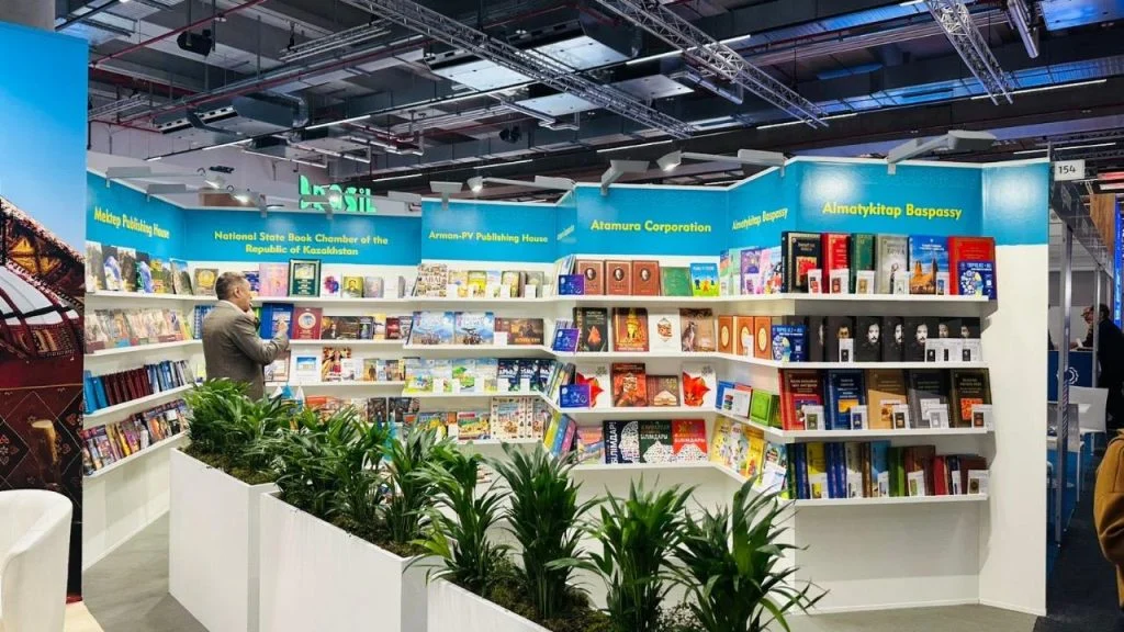 Казахстанские книги представлены на Франкфуртской книжной ярмарке 2