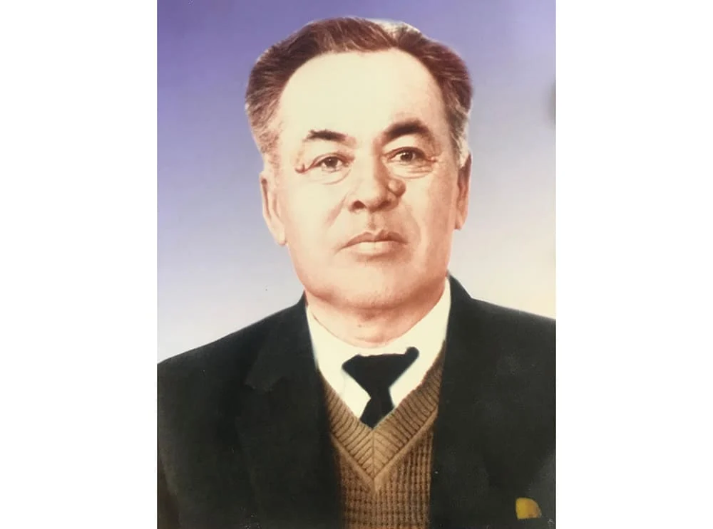 tapalov uchitel