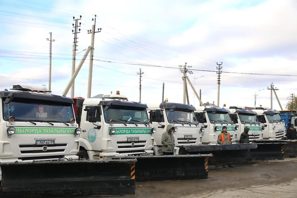 Аким Кызылорды проверил готовность коммунальной службы к зиме 2 576299712 4093324387600955 91444