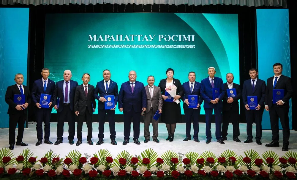 577778352 4296269520701401 90824