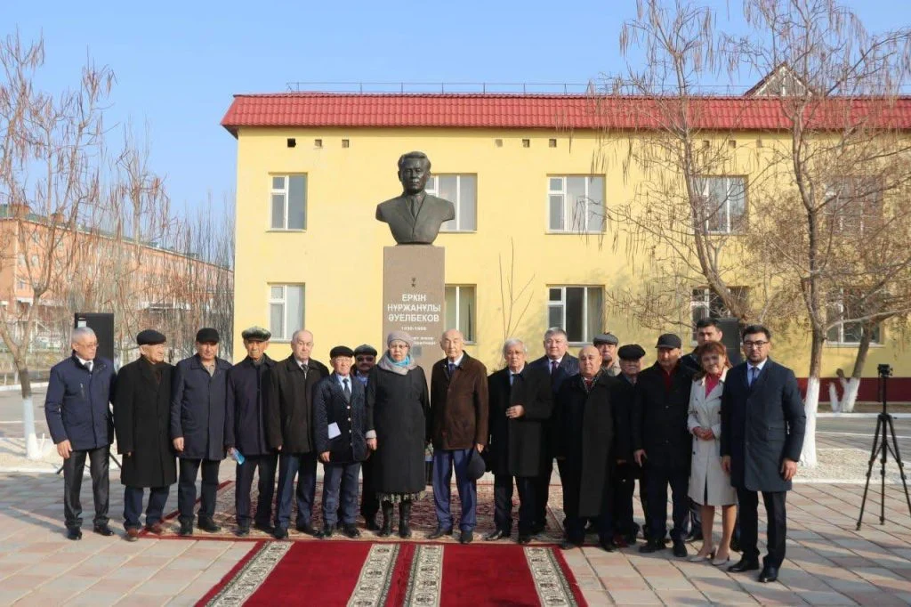 Кызылординцы почтили память Еркина Ауельбекова 2 586515304 1963622787529115 1625788516313515063 n