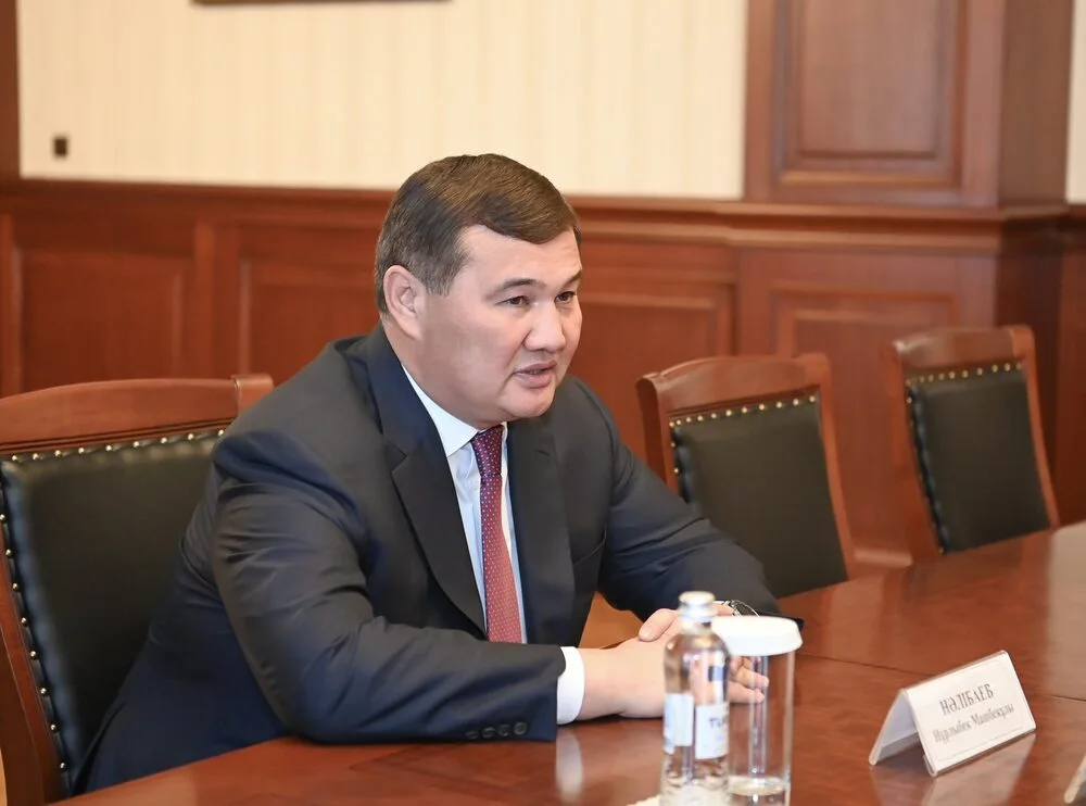 Глава региона встретился с председателем «Народной партии Казахстана» 2 586593192 1144669937854249 55135