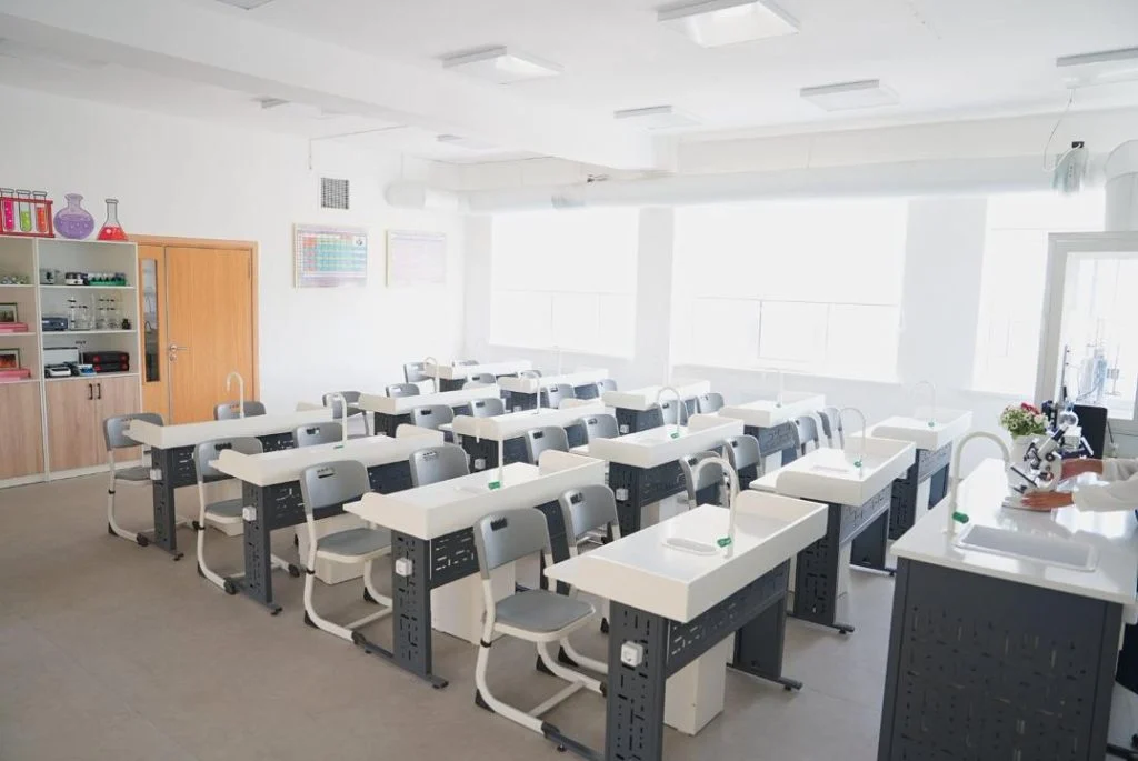 В Казахстане строится более 230 новых школ 2