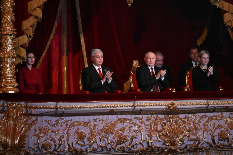 kz1 0817 2 mediumthumb