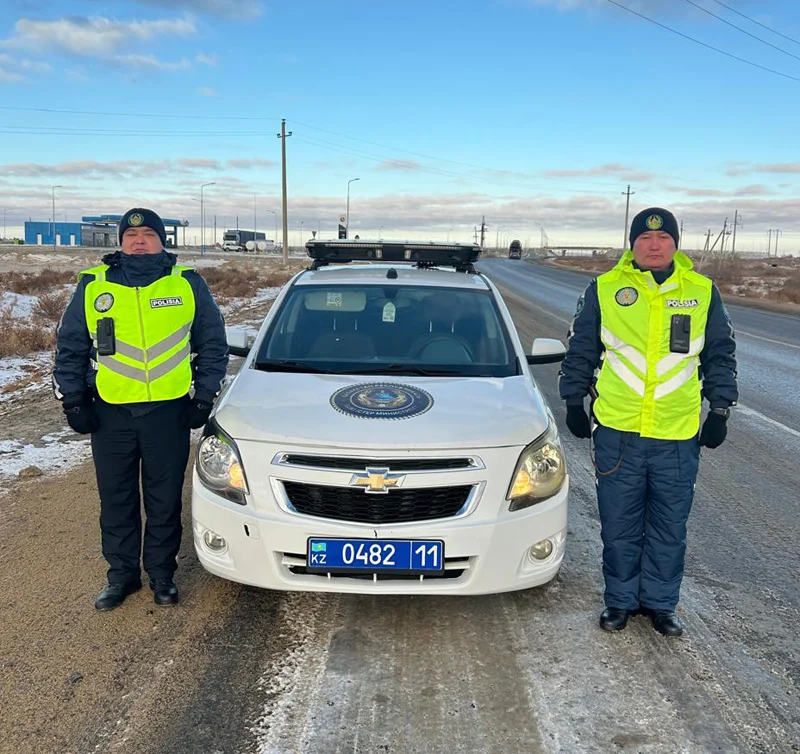 В Кызылординской области полицейские помогают водителям, застрявшим на трассах 2 597164785 844743738293938 8585732774324076715 n 1