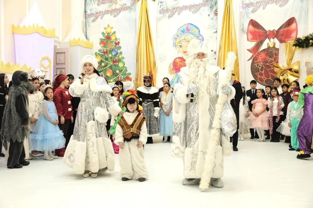 В Кызылорде прошла новогодняя елка от имени акима города 3 605442005 4141798189420241 73529