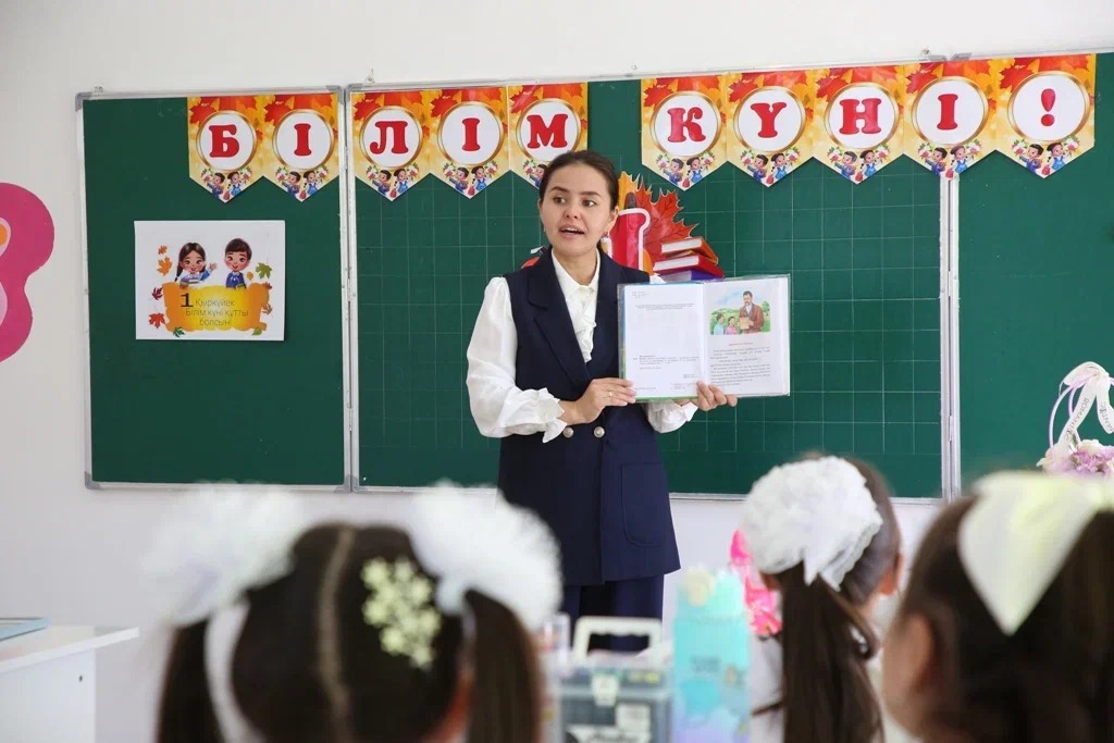 Министерство просвещения объявило старт челленджа «Мен Тәуелсіздік құрдасымын!» среди молодых педагогов 2 824a0967