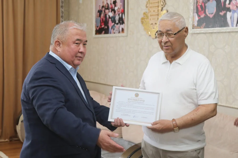 608782253 4343264262668593 11478