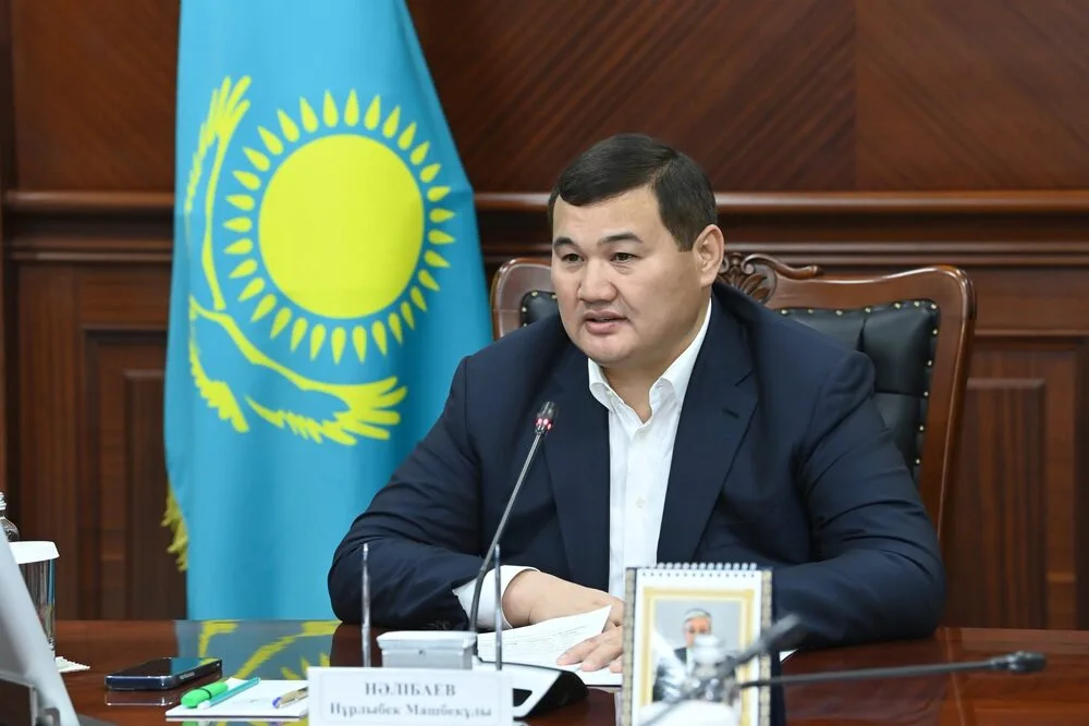 615392565 1185079973813245 81904