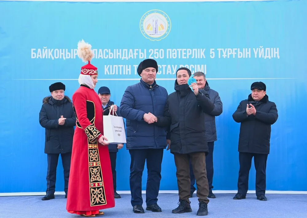 В Байконыре новоселам вручили ключи от 250 квартир 2 616213523 1187490026905573 31911