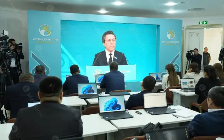 nurtaj sabilyanov foto n nurzhaubaj 8e7200f72d