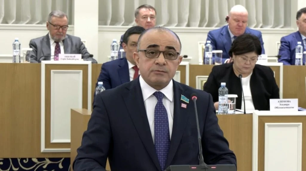 «Закон и порядок» станут основой Справедливого Казахстана – Народная партия 2 whatsapp image 2026 01 26 at 19.21.07