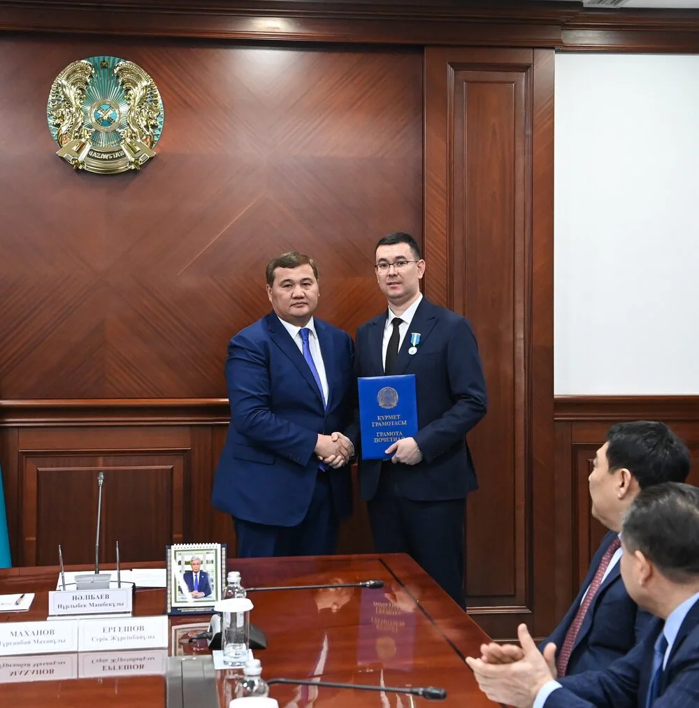 643377423 1217350787252830 75104