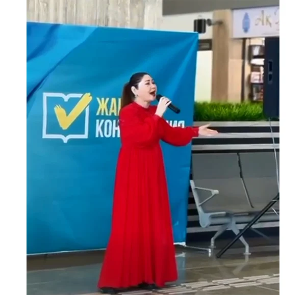 Пассажирам аэропорта Кызылорды рассказали о значении референдума 2 untitled 1 copy 4