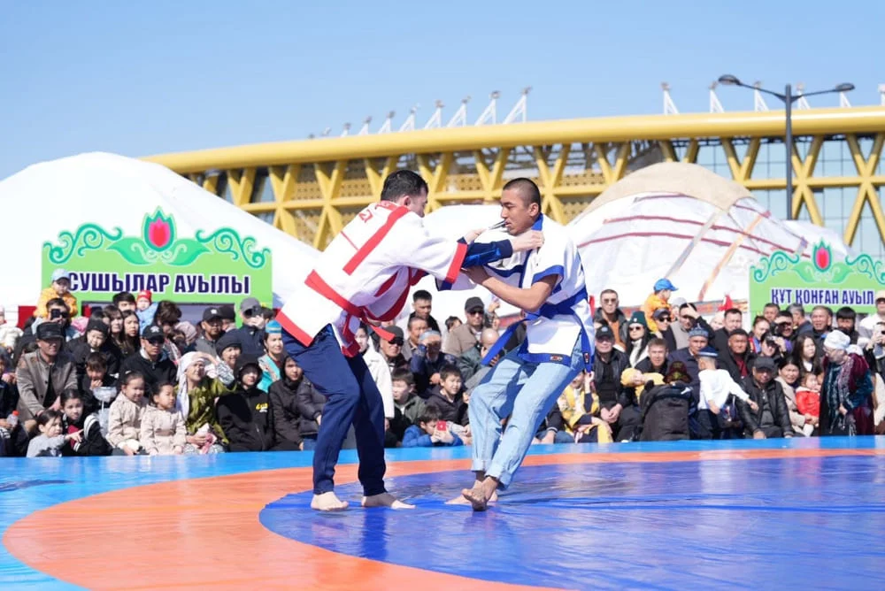 Символ обновления, единства и добра 4 1 8