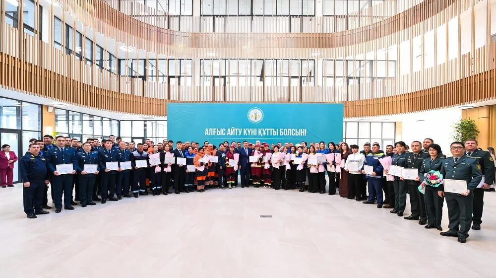 В Кызылорде ко Дню благодарности состоялось награждение работников различных отраслей 2 644109763 1219667493687826 17834