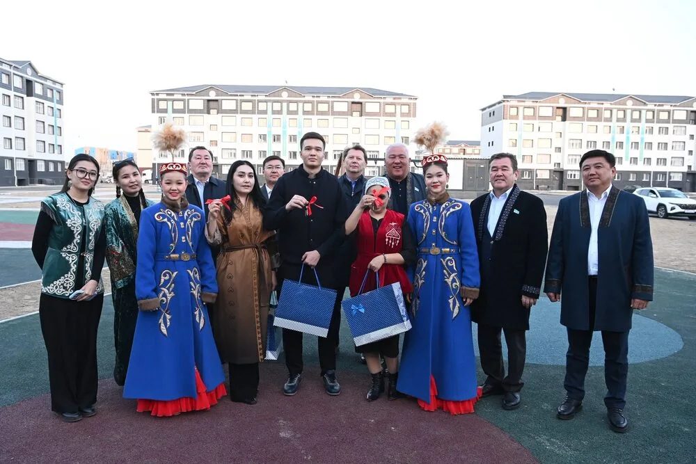 В Кызылорде депутаты поздравили новоселов 1 652871833 1236040522050523 23289