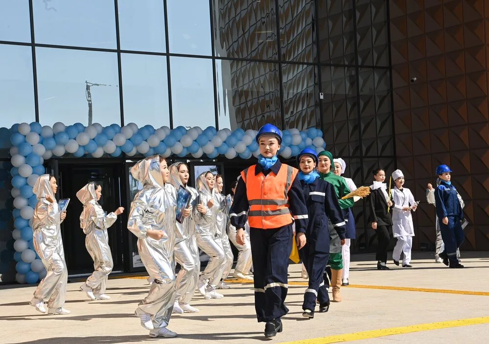 653705334 1233297185658190 73452