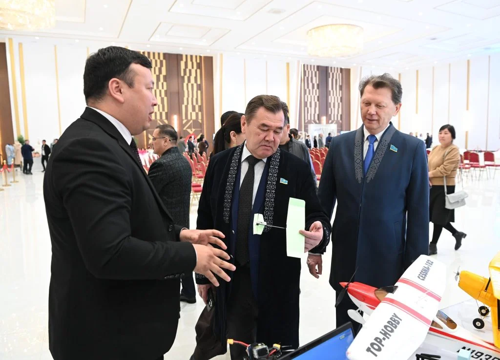 В Кызылорде депутаты посетили новый Центр компетенций 2 655165232 1235886968732545 4969286045746937809 n