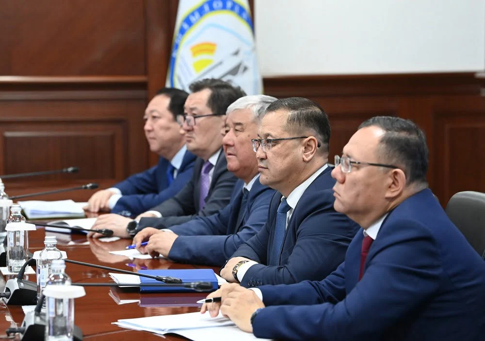 657383899 1243221761332399 23293