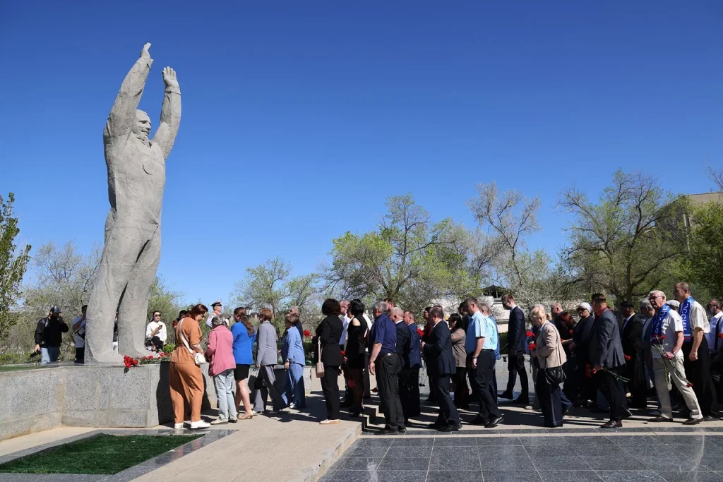 Байконур отмечает 65-летие первого полета человека в космос 4 09