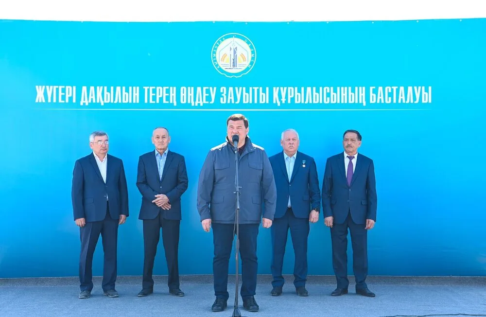 659797515 1244078087913433 72074