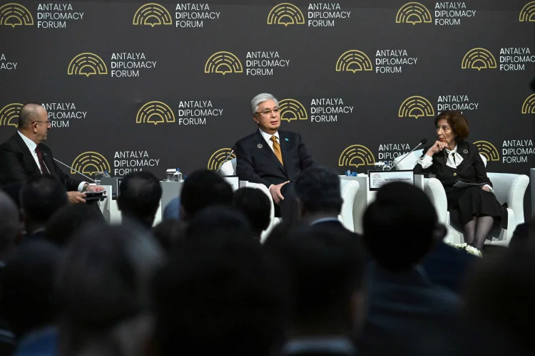 kz8 2932 2 mediumthumb