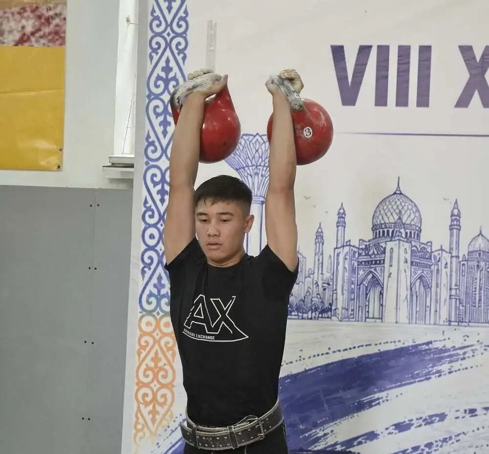 <strong>В копилке – три медали</strong> 1 gir