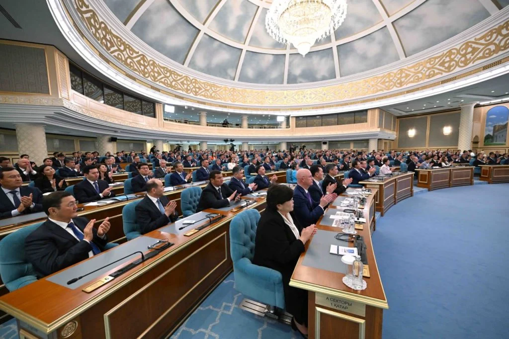 parlament 2